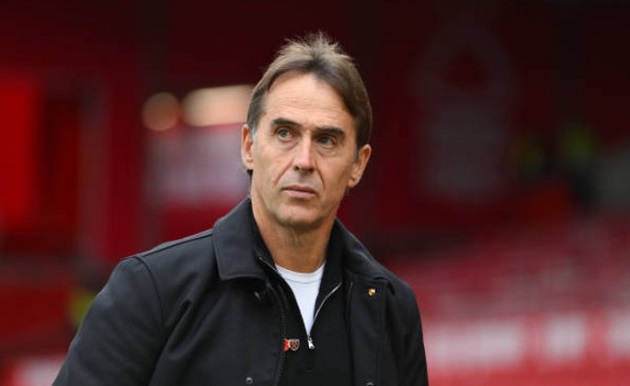 Lopetegui đang chịu sức ép khá lớn.