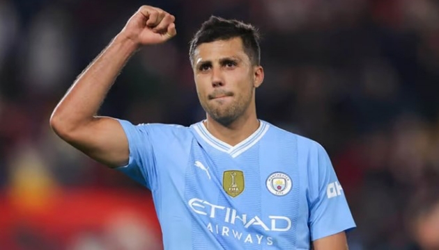 Mất Rodri vì chấn thương, Man City vẫn đang chao đảo chưa tìm được phương án thay thế.