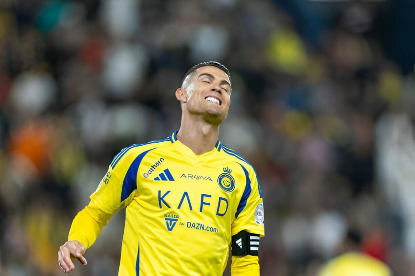 Al Nassr của Ronaldo thua ngược đầy cay đắng 