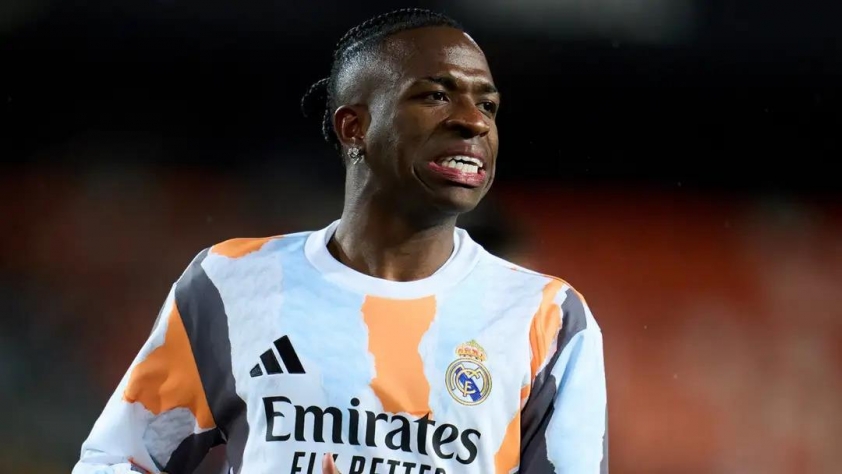 Vinicius muốn nhận lương cao hơn Mbappe